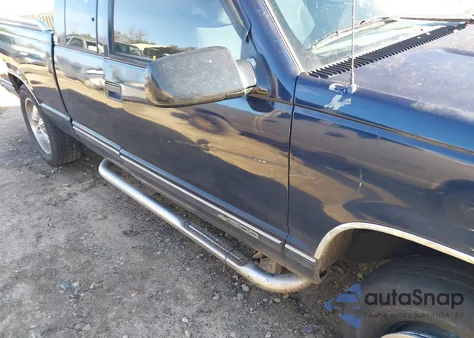 1995 Chevrolet Gmt-400 K1500 z USA, uszkodzony, nr VIN 1GCEK19K9SE106351